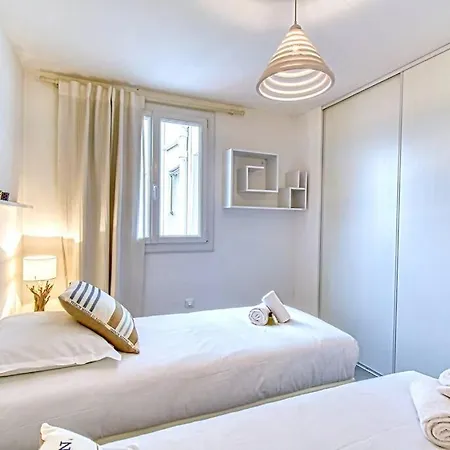 13 Legof - Superbe 2 Pieces Avec Balcon Au Coeur De !