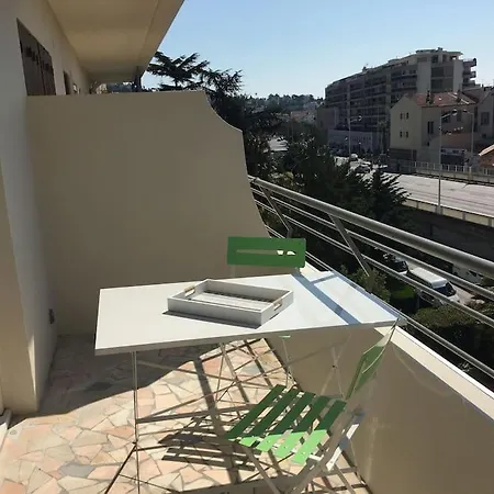 13 Legof - Superbe 2 Pieces Avec Balcon Au Coeur De ! * Cannes