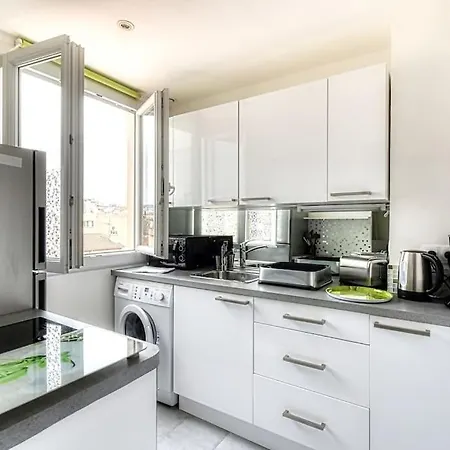 Apartment 13 Legof - Superbe 2 Pieces Avec Balcon Au Coeur De ! Cannes